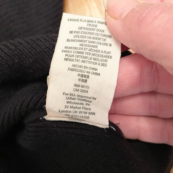 Free People Dolman Sleeve Cashmere Sweater - Picture 10 of 11